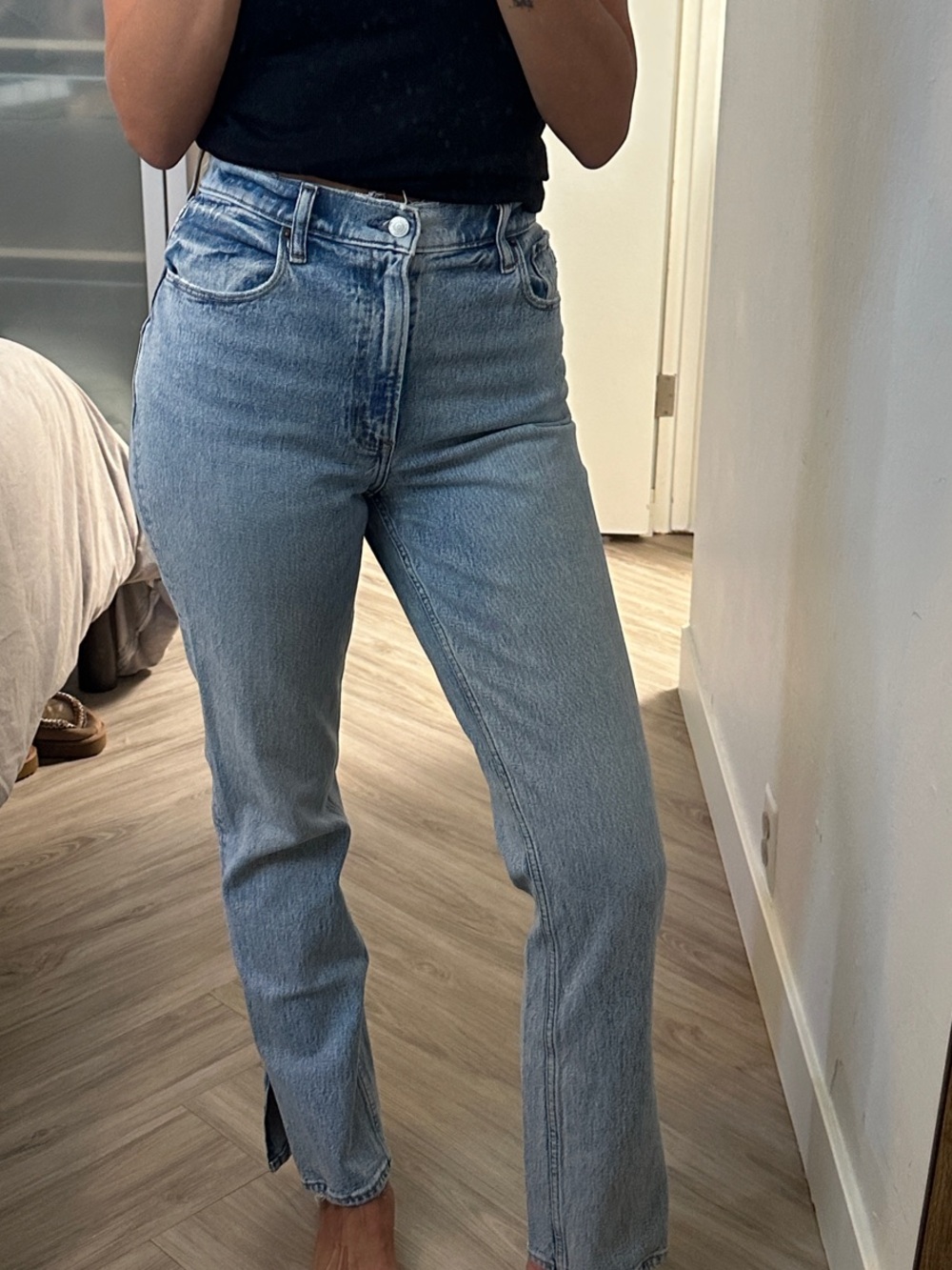 Abercrombie Ultra High-Rise Light Blue 90s Straight Leg Jeans - Women's